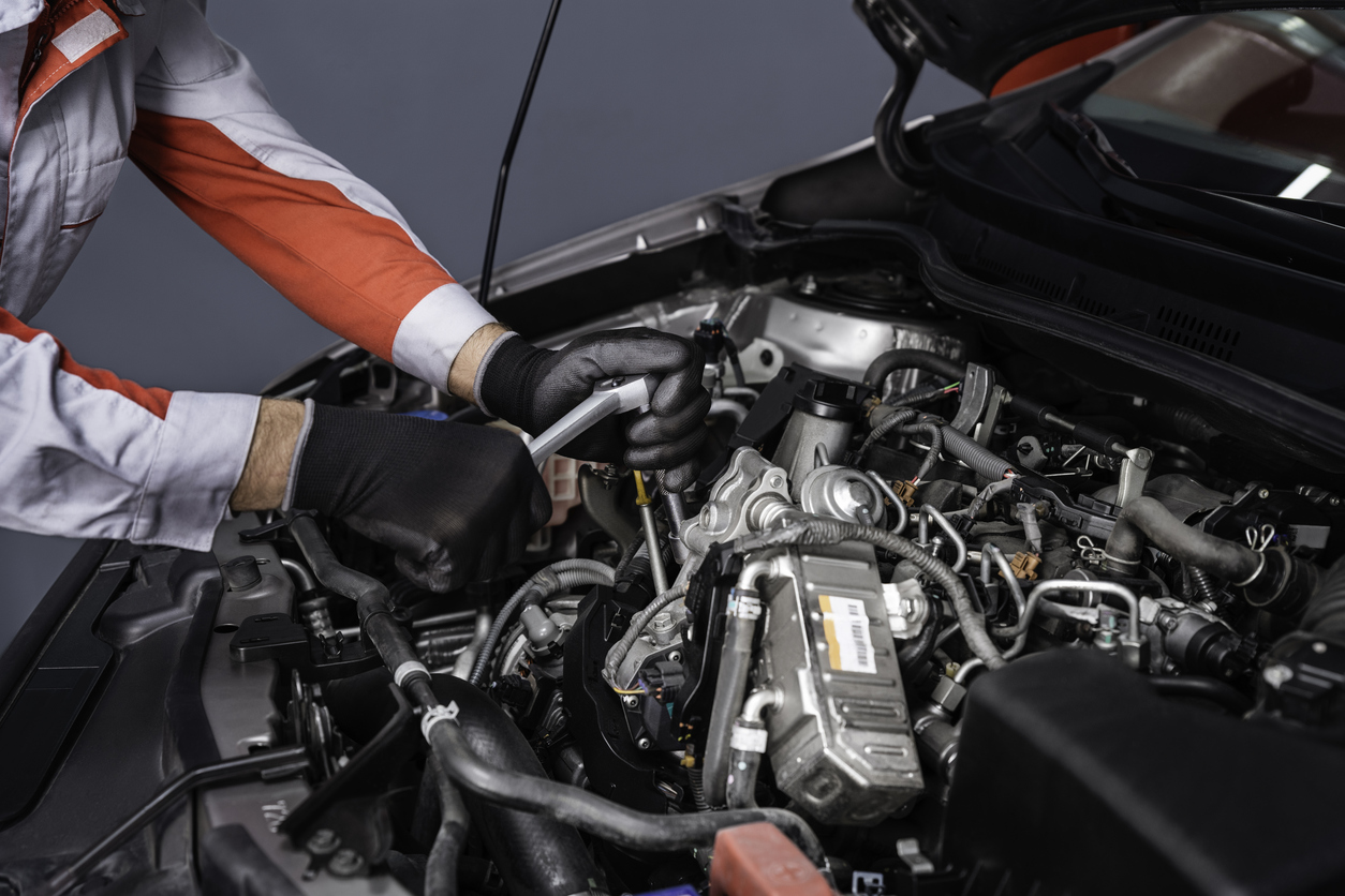 Diagnostic scan tool connected to a vehicle at the Buffalo Repair shop